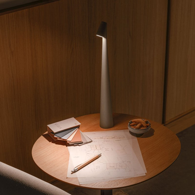 Stijlvolle Minimalistische Beam Lamp voor Modern Interieur